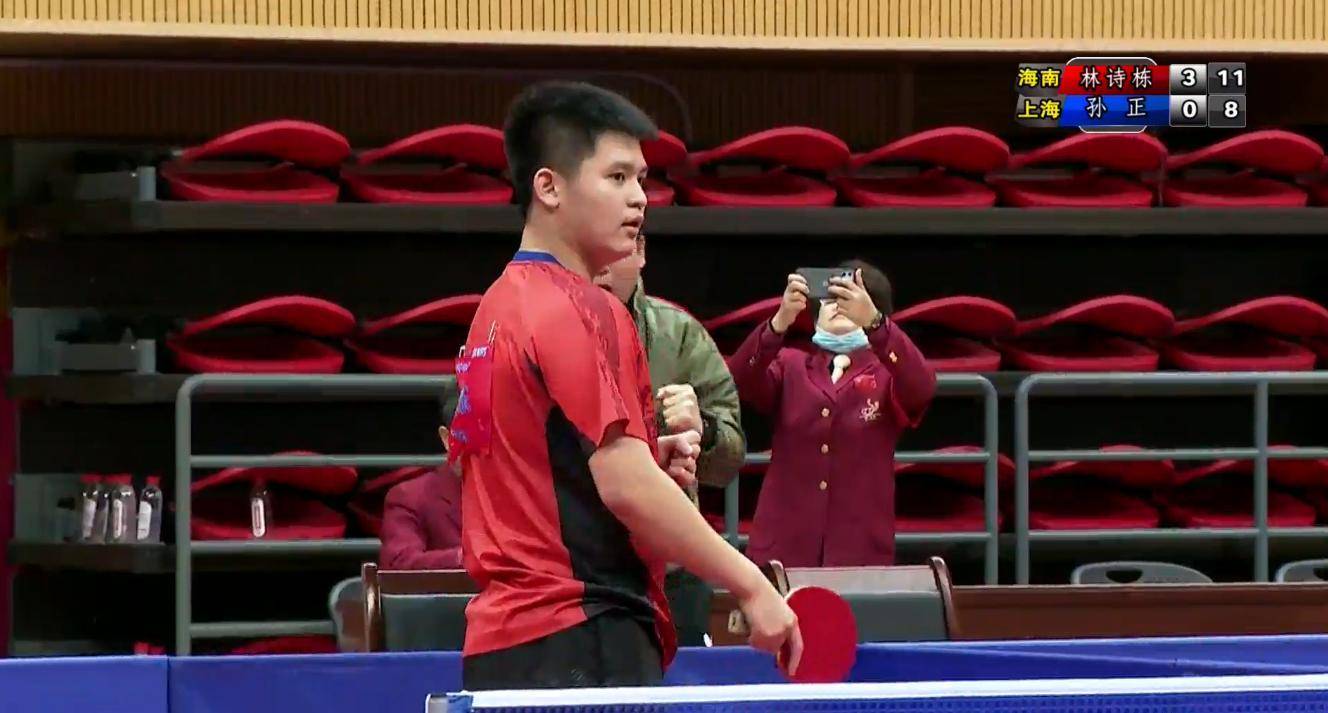 球与传球夺 球与传球夺